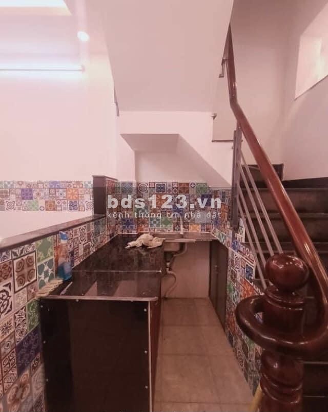 Bán gấp nhà 32m2 Trần Thánh Tông phường 15 Tân Bình hẻm 4m