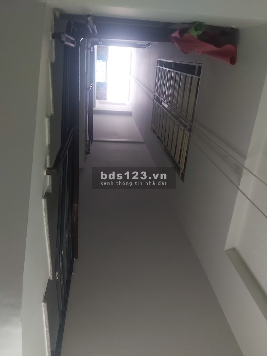 Nhà mặt tiền đường lớn Lê Quang Kim 2 lầu sân thượng, dtsd 147,3m2