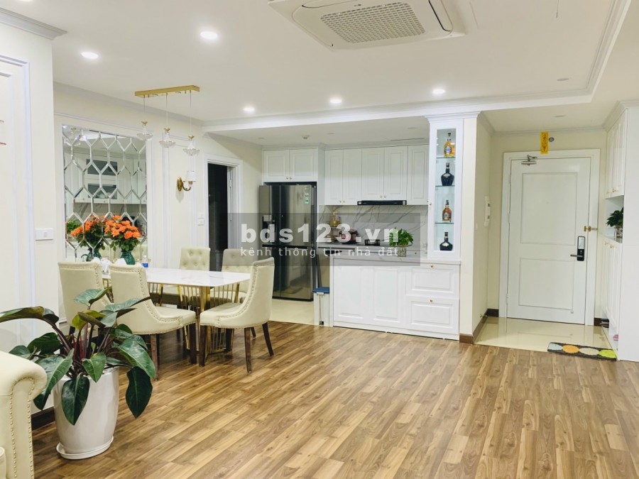 Chính chủ bán căn 106m thông thuỷ VIP nhất khu