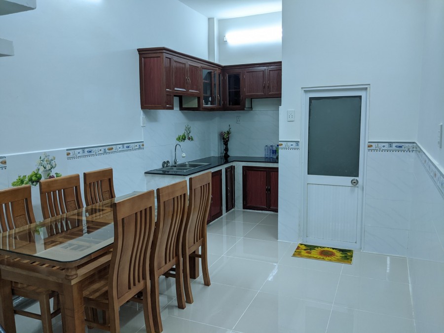 Bán nhà Hồ Biểu Chánh, Khu Vip Biệt thự, Sang trọng, 35m2, nở hậu, 5.5 tỷ