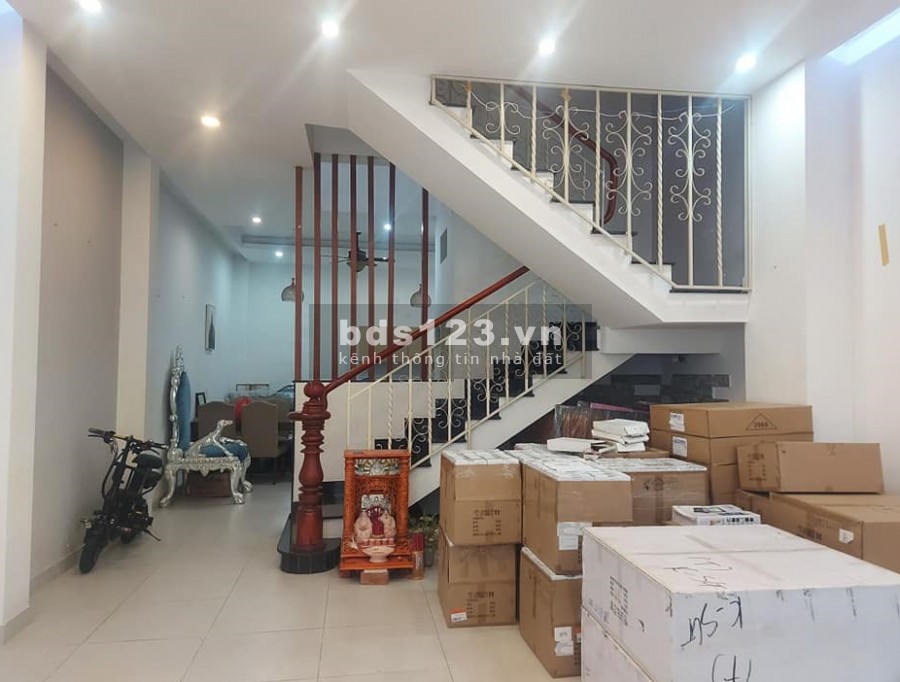 Bán nhà Đặng Văn Ngữ, 1 căn 50m2 + 1 căn 28m2, liền kề, giá chỉ 7 tỷ 28