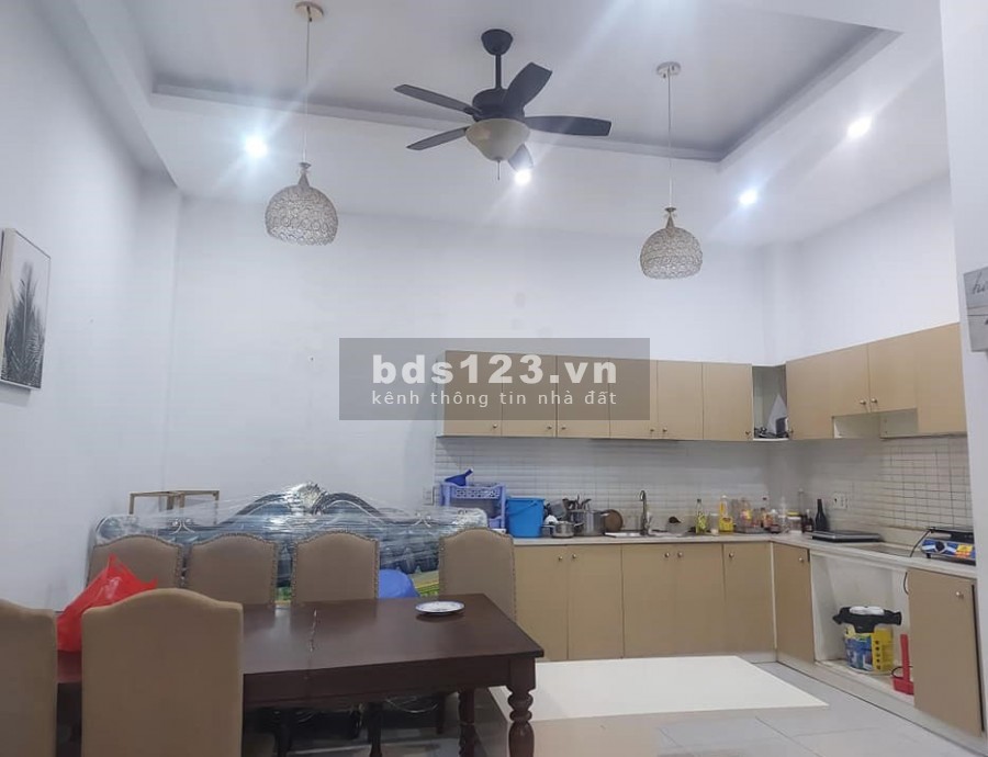 Bán nhà Đặng Văn Ngữ, 1 căn 50m2 + 1 căn 28m2, liền kề, giá chỉ 7 tỷ 28
