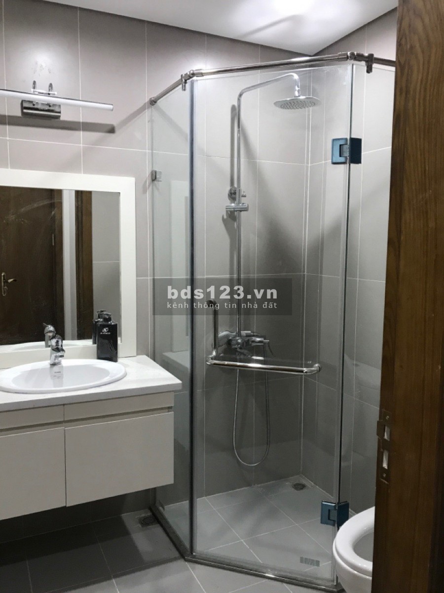 Chính chủ cho thuê căn 2 ngủ, full nội thất, 84m2 giá 10,5tr lâu dài
