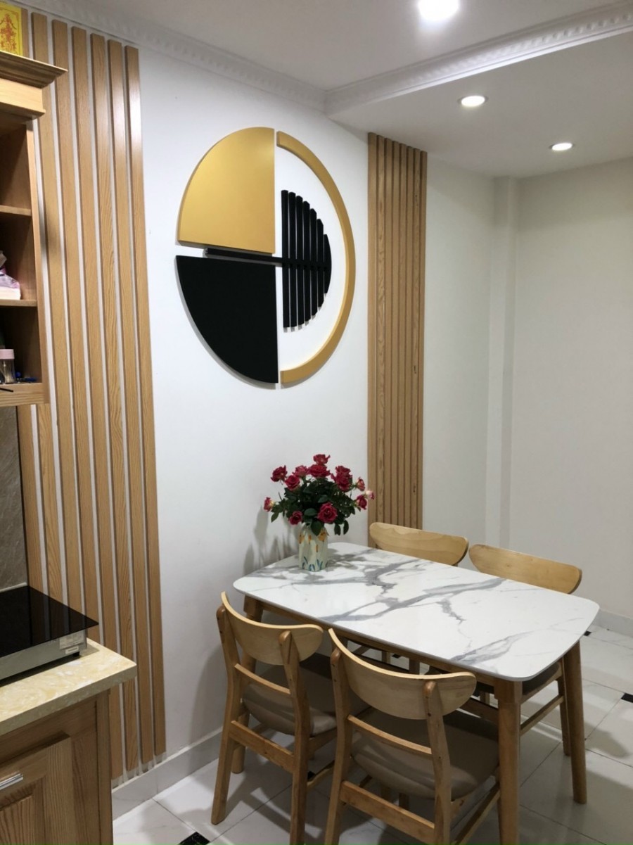 Bán nhà Hồ Tùng Mậu, 35m, 5 tầng, gara ô tô, NHÀ MỚI ĐẸP, HIẾM, nhỉnh 5 tỷ
