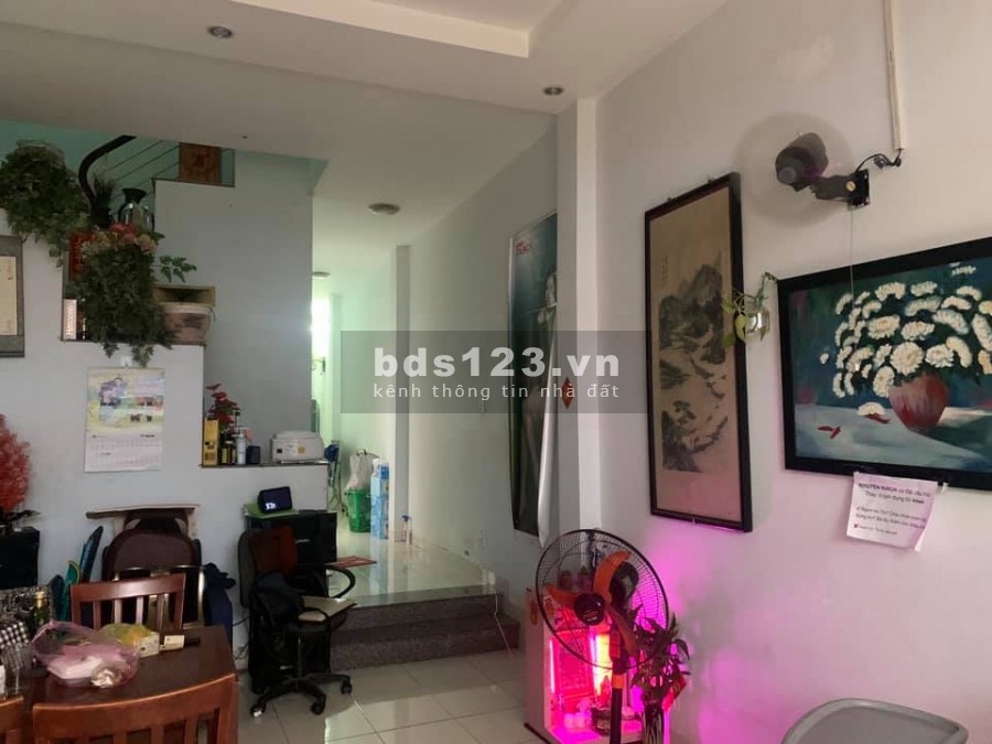 Vợ chồng trẻ an cư lạc nghiệp, Nơ Trang Long, chỉ 2 tỷ 400 triệu