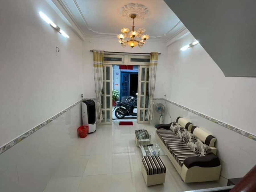 HXH Phan Huy Ích, Phường 15, Tân Bình 40 m2 4.5 x 9 nhỉnh 3 tỷ