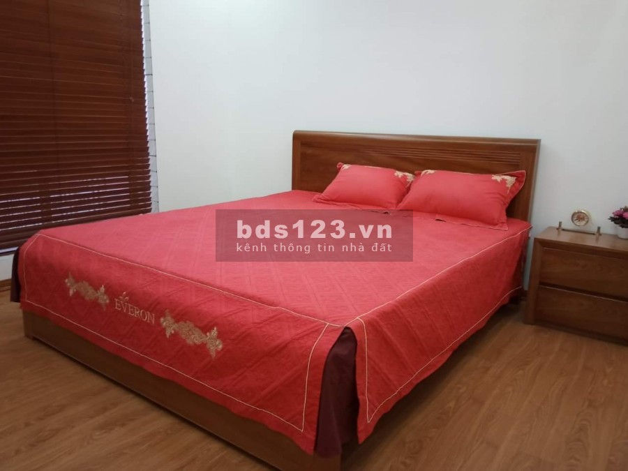 Cần bán căn hộ B11 Nam Trung Yên 64m2 nhà đủ đồ giá rẻ liên hệ 0333.196.926
