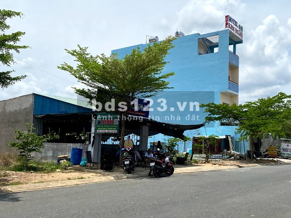 Bán 2 nền đất liền kề 260m2 tiện kinh doanh, xây trọ, bao chi phí sang tên