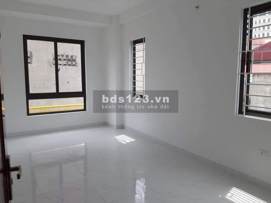Chính chủ cần bán nhà 4 tầng xây mới tại ngõ 11 Văn La, Hà Đông.