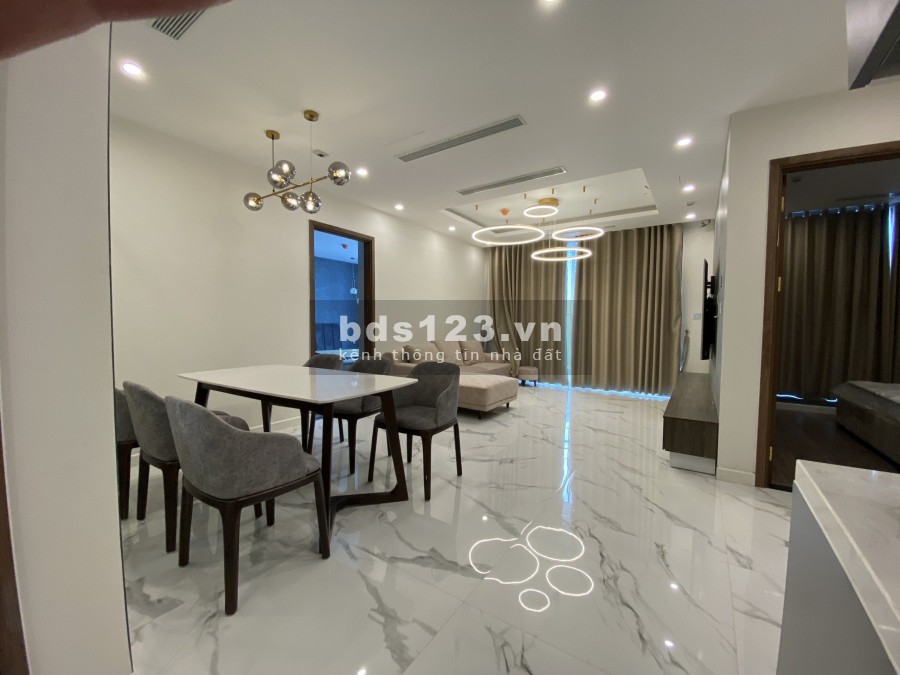Cho thuê S6 Sunshine City, 98.4m2, 3 ngủ view nội khu, full nội thất. Giá 18 triệu - 0973781843 Ánh.