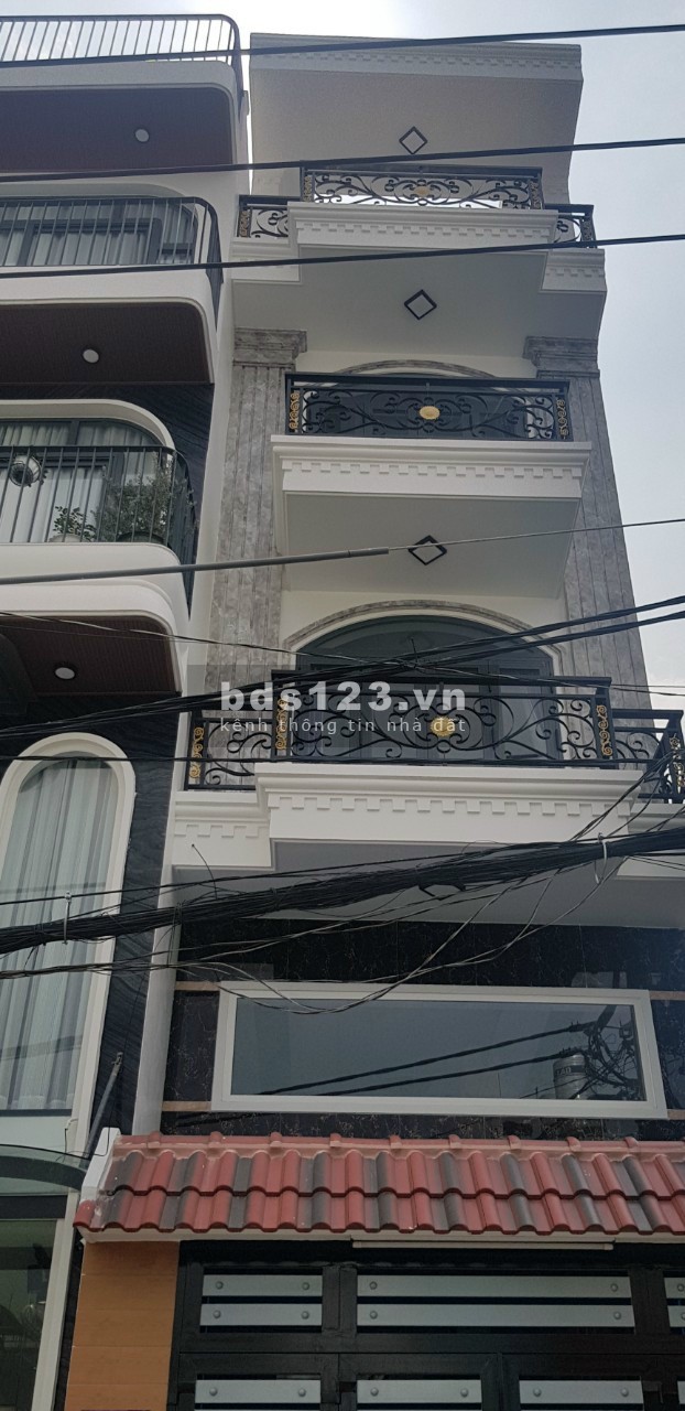 Cần bán nhà nguyên mặt tiền đường ngay Lê Văn Quới vào, lh 0915718879