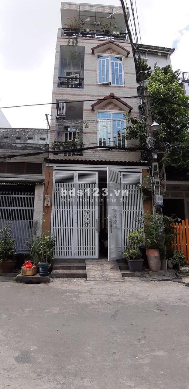 Nhà Tân Phú 92m2, khu dân trí cao, an ninh trật tự, hẻm xe quay đầu