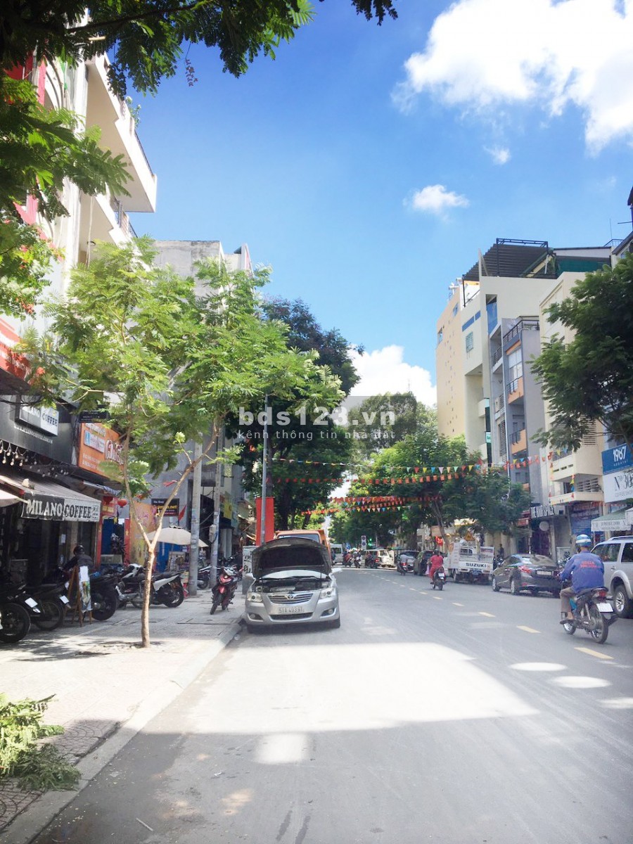 Cho thuê building văn phòng hiện đại 53-55-57 Phó Đức Chính, Quận 1