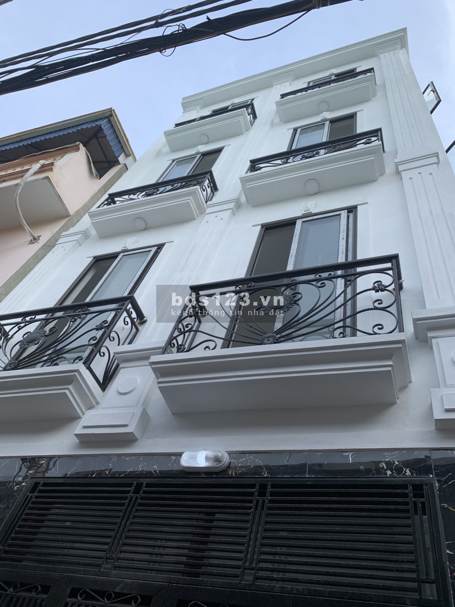 Chính chủ cần bán nhà 4 tầng xây mới tại ngõ 11 Văn La, Hà Đông.