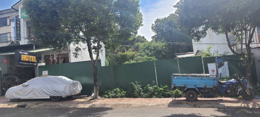 11.5 tỷ có ngay nhà 292m2, mặt tiền 10m, đường Đinh Tiên Hoàng, phường 1, thành phố Bảo Lộc