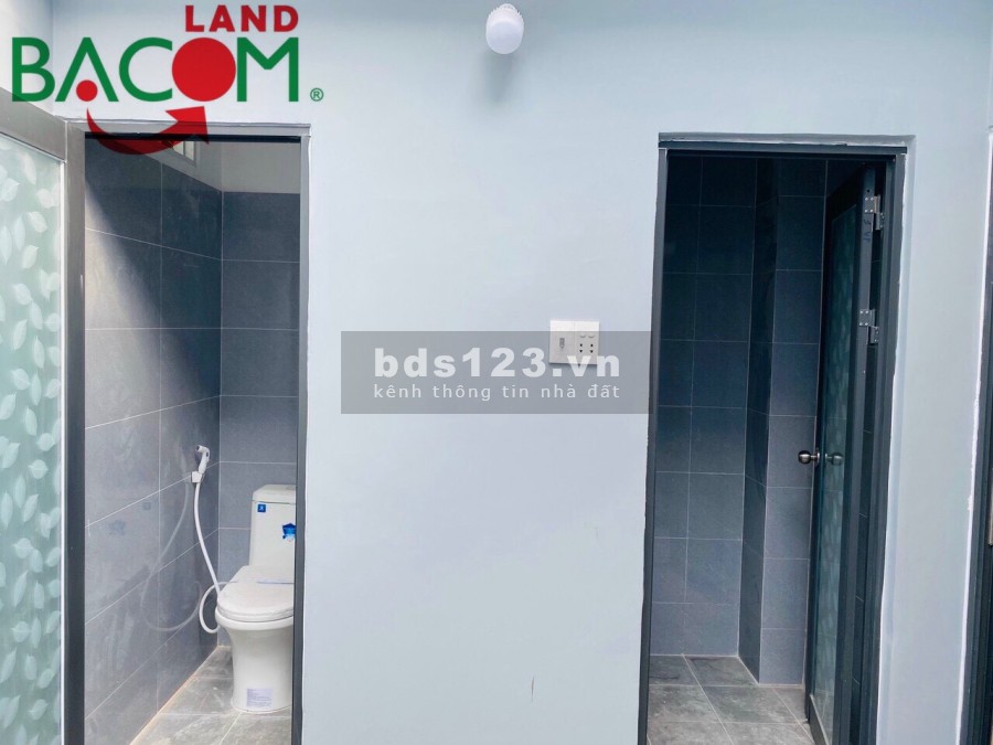 Bán nhà dt 105m2, sổ riêng, thổ cư, đường ô tô P. Tân Phong, BH giá chỉ 2ty550