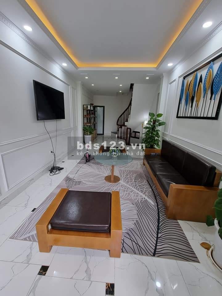 Chính Chủ nhờ (Bán Gấp) Nhà Hồ Tùng Mậu DT: 90m X 5 tầng, phân lô gara ô tô kinh doanh văn phòng. Giá sốc: 65tr/m.