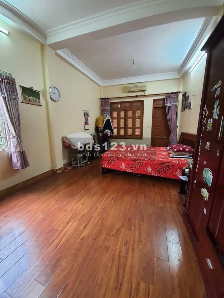 Nhà nguyên căn phố Thái hà, gần phố, lô góc nhà bao đẹp, ở ngay, giá 5.4 tỷ