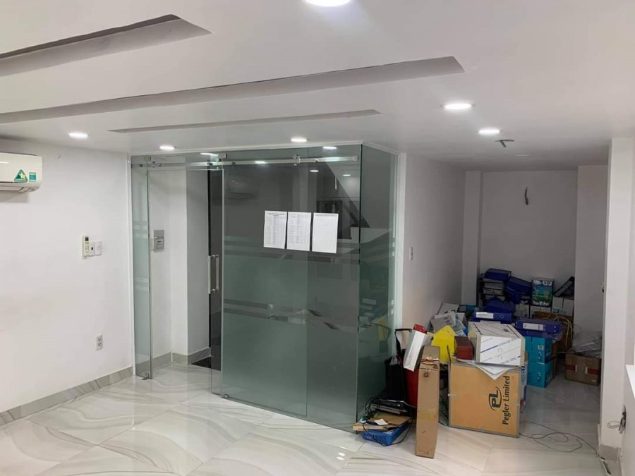 Nhà lô góc Đinh Tiên Hoàng, 5x12m, nguyên căn 3 tầng, chỉ 8,4 tỷ