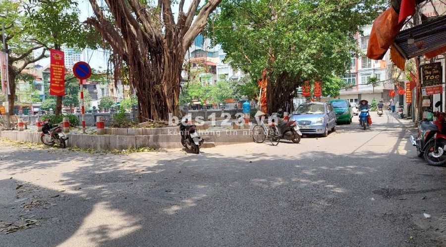 Bán nhà lô góc 5 tầng x 30m2 MP Khương Thượng view Hồ KD tốt giá 6,2 tỷ. LH 0912442669