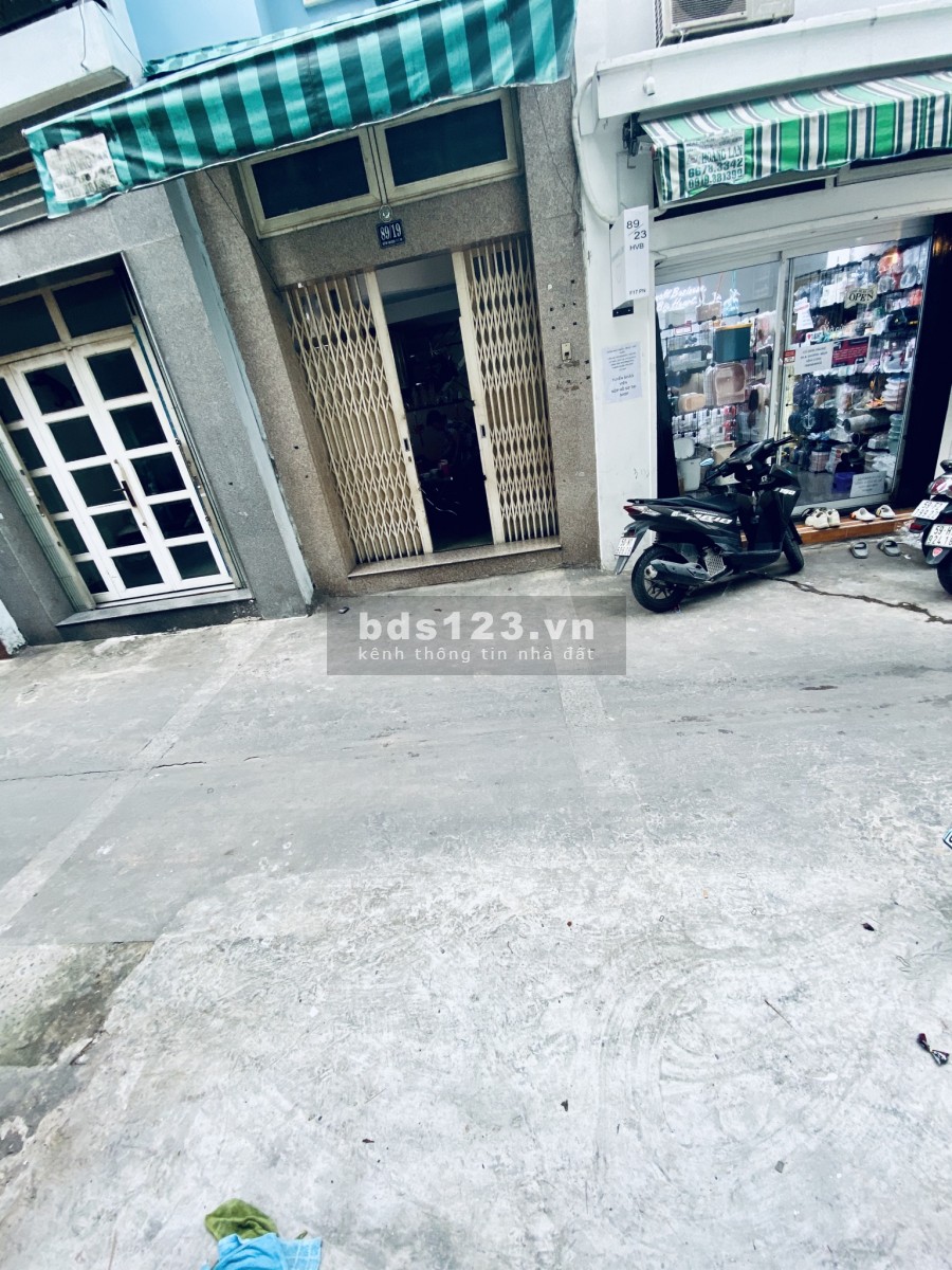 Mặt bằng trống gần chợ Phú Nhuận đủ tiện nghi, hẻm rộng 5m, khu dân cư