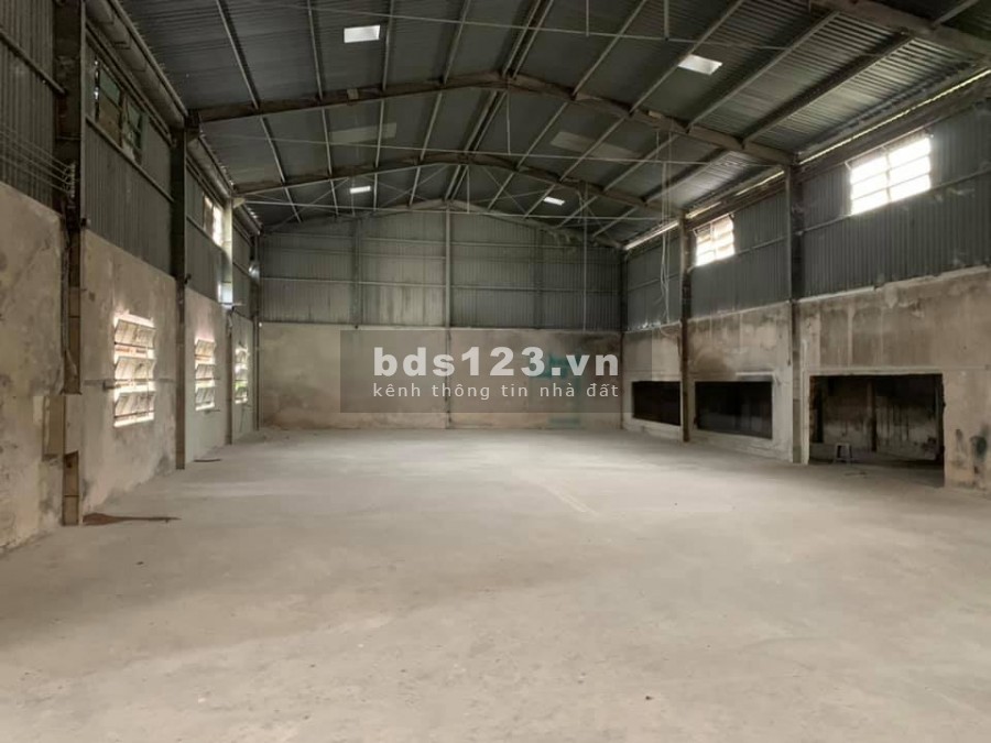 Nhà xưởng 955m2 giá 17 tỷ 5, ngang 18.2m x dài 35m nở hậu chữ L, xưởng cao 10m, đường 6m Vĩnh Lộc A, Bình Chánh