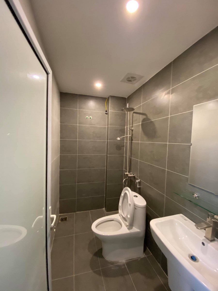 Bán Nhà Mới, Phùng Khoang, Nam Từ Liêm, 40m2x6T, 4.25 Tỷ.