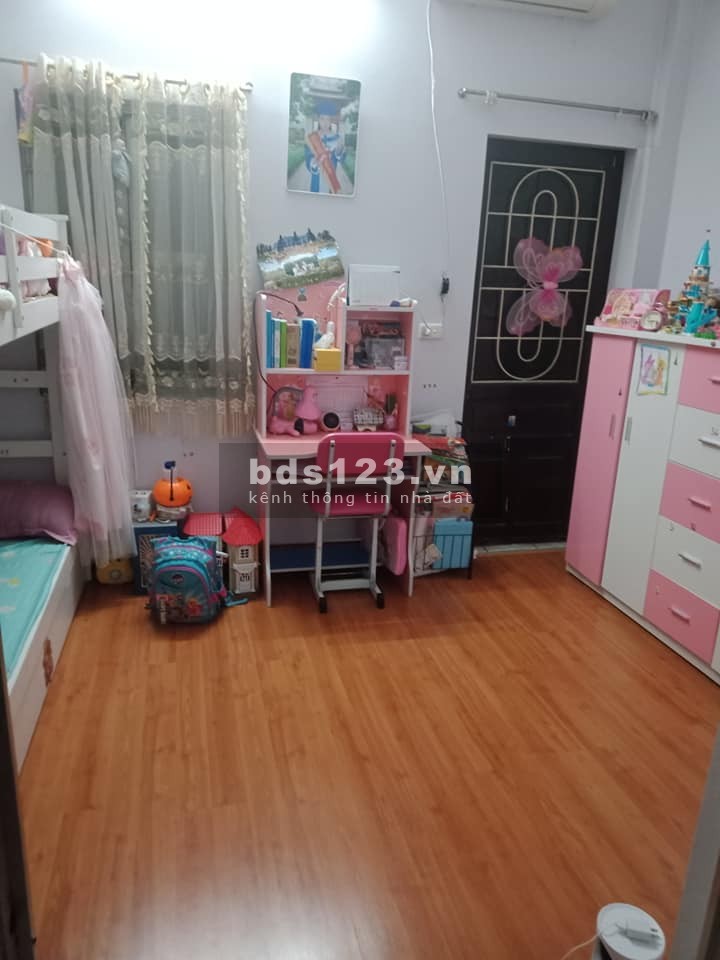 Phương Mai, nhà nguyên căn phân lô, ô tô đỗ cửa, mt 4m, giá bán 5.2 tỷ