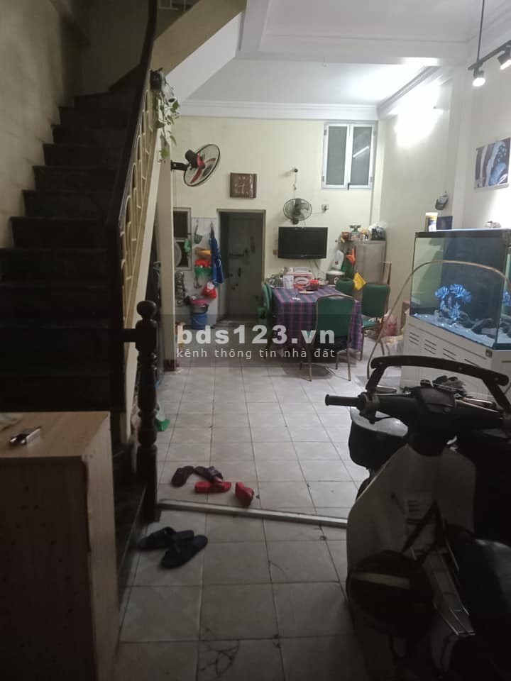 Phương Mai, nhà nguyên căn phân lô, ô tô đỗ cửa, mt 4m, giá bán 5.2 tỷ