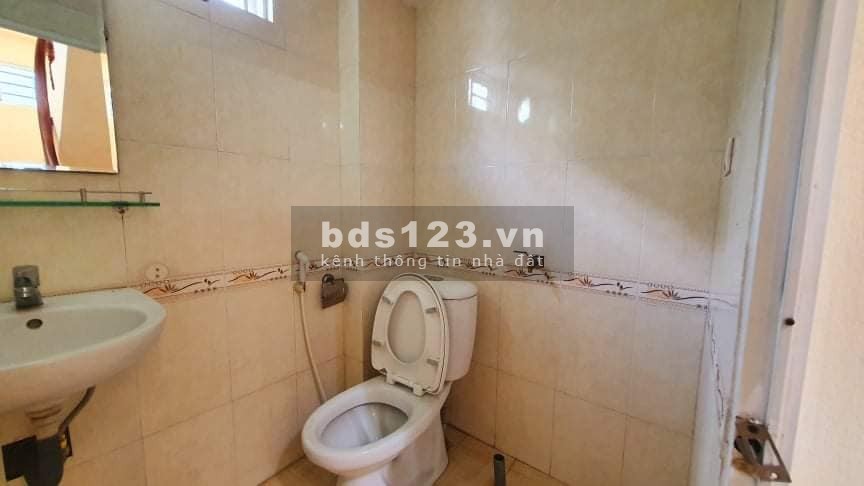 Nhỉnh 2 tỷ có nhà 4 tầng đẹp trung tâm Quận Hai Bà Trung, lô góc sổ riêng, 3 phòng ngủ