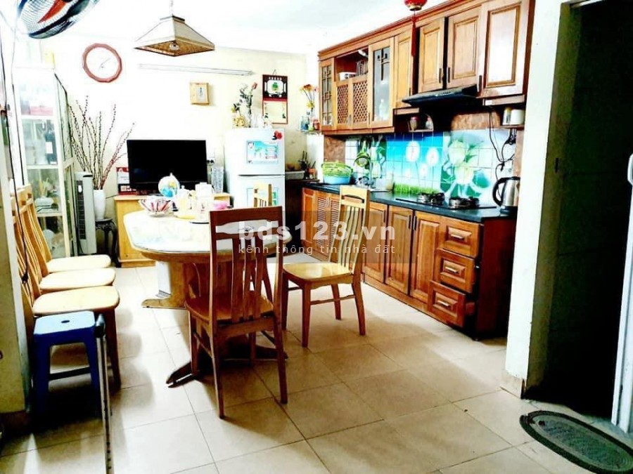 Nhà đẹp full nội thất ngõ 184 Hoa Bằng. DT 30m2, 6 tầng, mt 3.5m. giá 3.15 tỷ