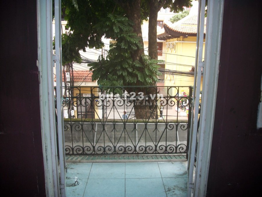 Cho thuê tầng 2 nhà biệt thự Pháp cổ, 70m2, số 5 Lý Nam Đế