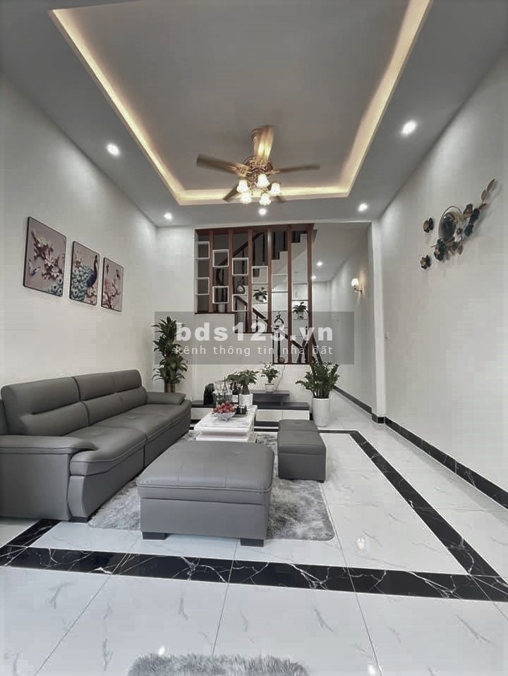 Bán nhà phố Lê Quý Đôn, trung tâm Hà Đông, diện tích 48m2, mặt tiền 4m