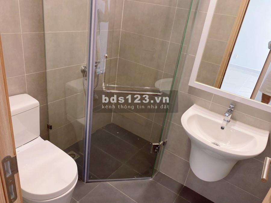 Cần bán căn hộ Lovera Vista 2PN 2WC 65m2 giá bằng giá hợp đồng