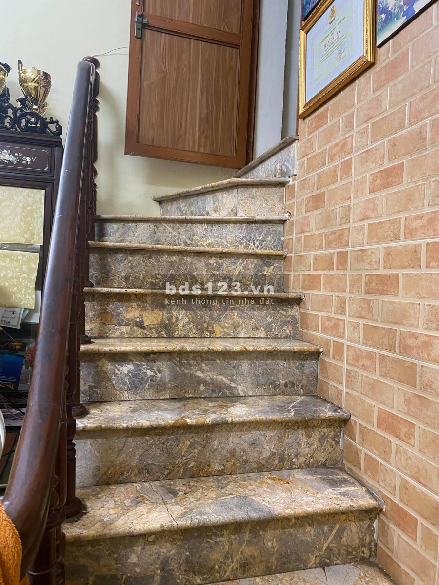 Đất hiếm còn lại mặt phố Đội Cấn kinh doanh ô tô đỗ cửa 80m2x2T MT3.5 giá 11.8 tỷ