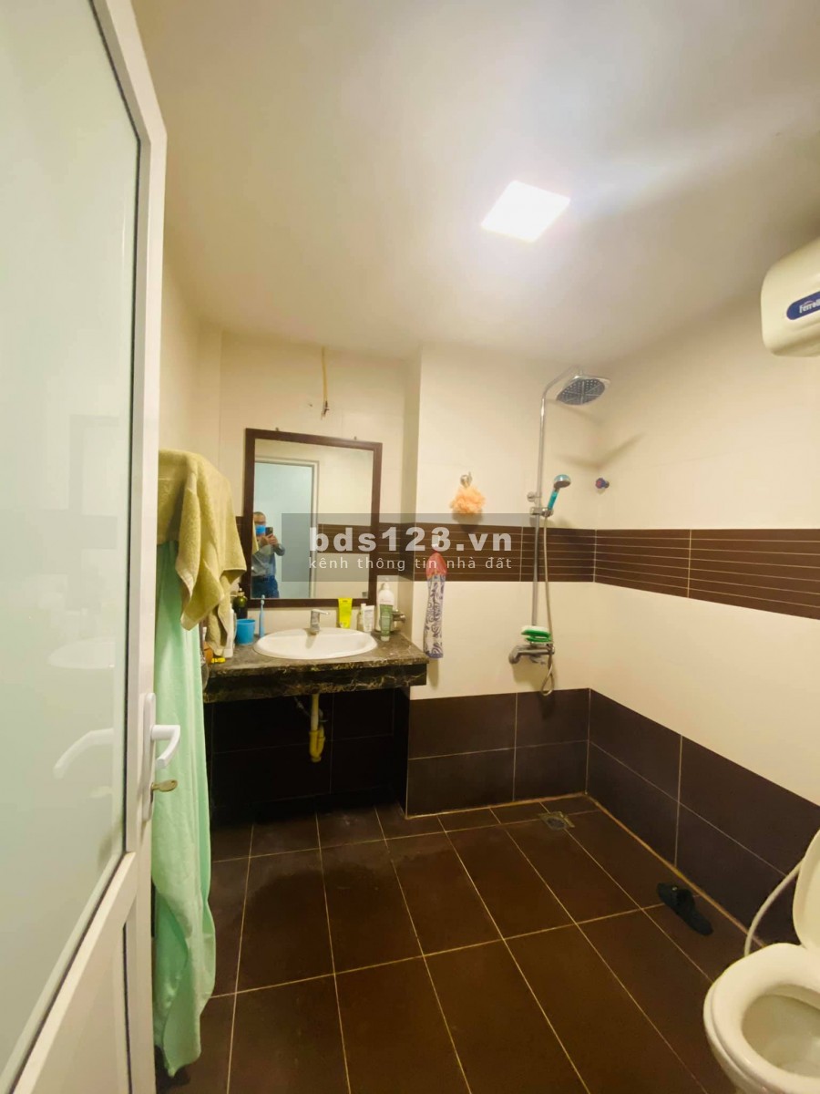 Nhà nguyên căn Vĩnh Hưng ô tô tải kinh doanh ngày đêm, dt 40m2, 5 tầng, giá 3.1 tỷ