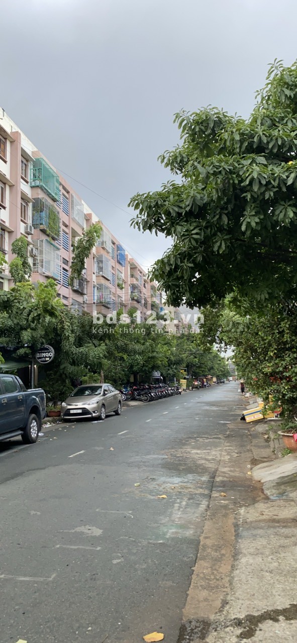 Bán gấp lầu 2 chung cư Sơn Kỳ thang bộ đường cc2 giao cc5 phường Sơn Kỳ, Tân Phú