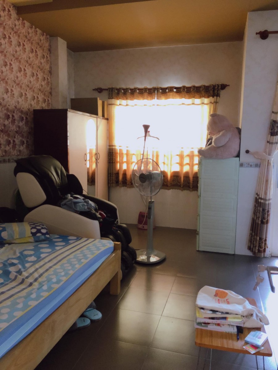 Bán nhà mặt tiền đường số 9, tiện buôn bán nhỏ, 69m2 1 trệt 1 lửng7.7 tỷ quận 4