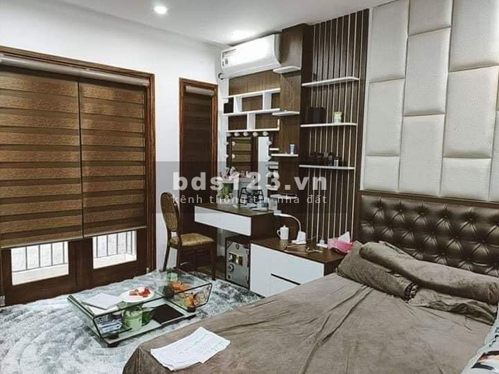 Bán nhà Bạch Mai,nhà đẹp ở ngay,gần đường ôtô,trung tâm Hai Bà, S:52m giá 4.7 tỷ