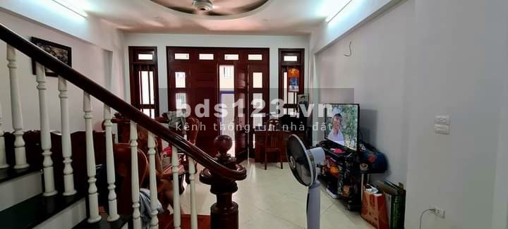 Nhà mặt tiền Phùng Chí Kiên, giao Lê Đình Thám bán giá 5,3 tỷ, tiện kinh doanh