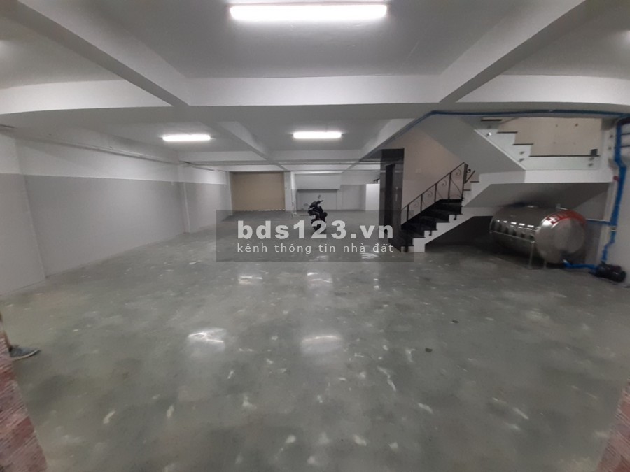 Cho thuê Nhà VP Hầm 4 sàn trống suốt 680m2 Trần não Bình An Quận 2 MS:34.78.56