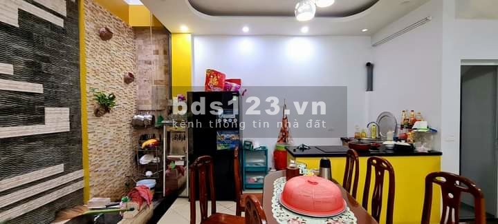 Nhà mặt tiền Phùng Chí Kiên, giao Lê Đình Thám bán giá 5,3 tỷ, tiện kinh doanh