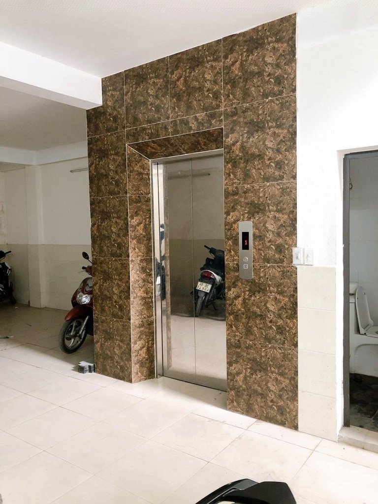 Toà căn hộ dịch vụ CCMN 7 tầng x 84m2 Triều Khúc, Thanh Xuân, 22 căn thoáng mát, 75 triệu/tháng