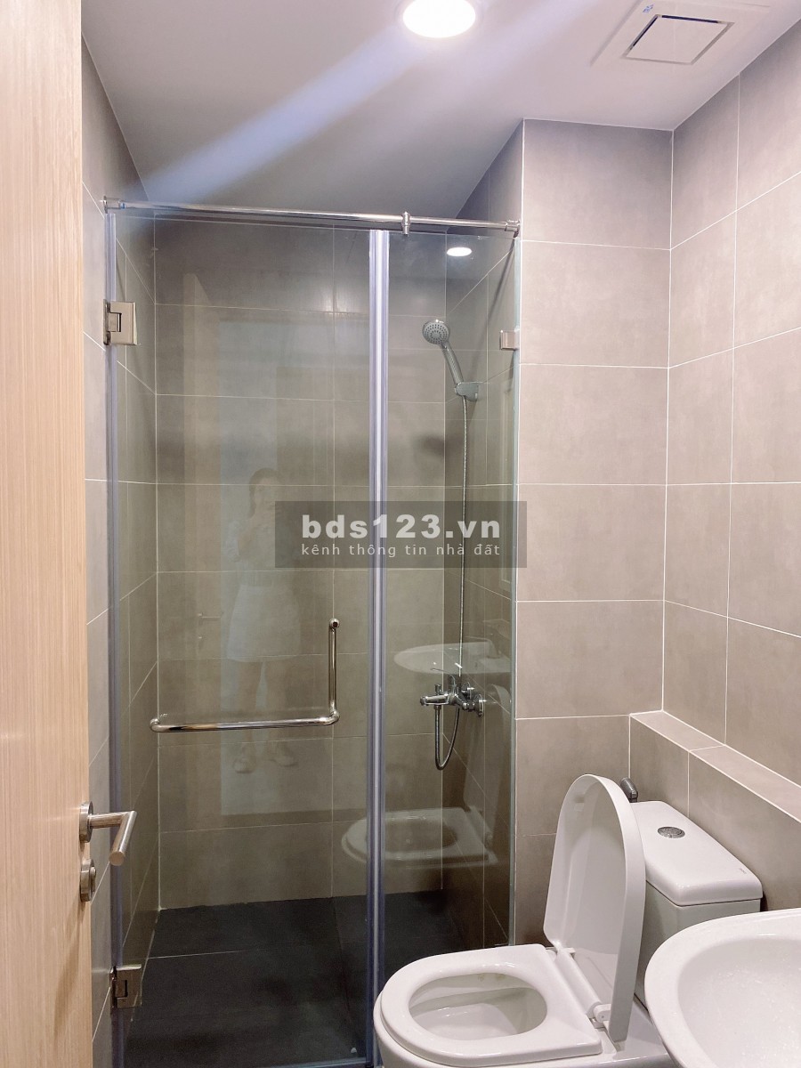 Cho thuê căn hộ Lovera Vista 2PN 2WC 65m2 giá chỉ 5,5tr bao phí quản lý