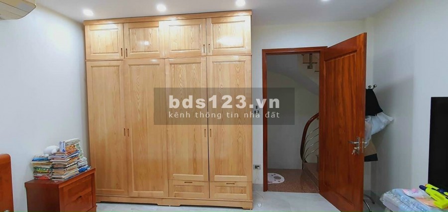 Nhà mặt tiền Phùng Chí Kiên, giao Lê Đình Thám bán giá 5,3 tỷ, tiện kinh doanh