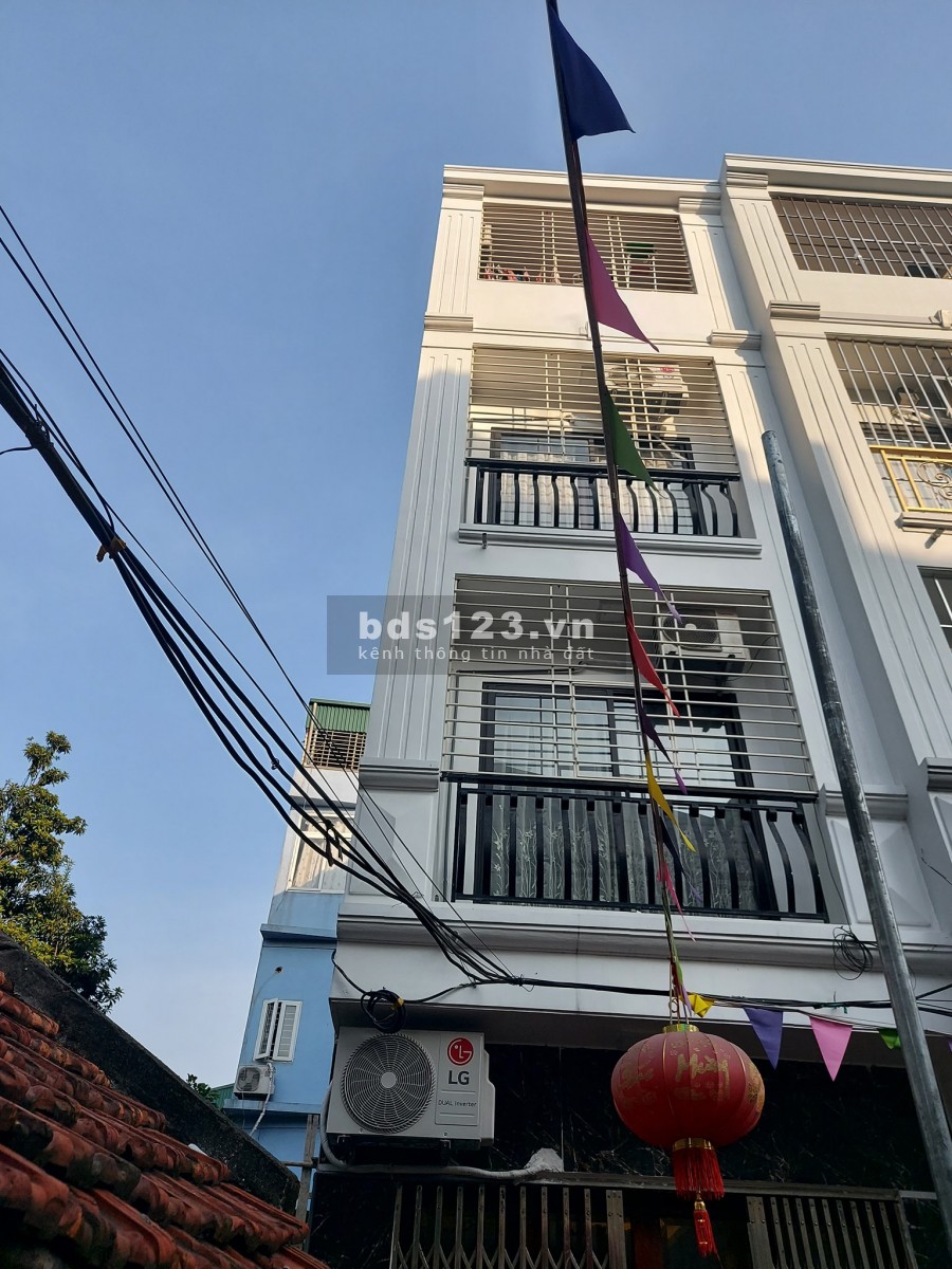 Nhà đẹp, đất rộng, giá tốt, diện tích 62m2, xây 4 tầng, giá 2.22 tỷ!
