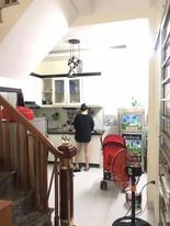Nhỉnh 3 tỷ Nhà Đẹp Định Công Thượng 40m 5 Tầng MT 3,7m Lô Góc 2 Mặt Ngõ.