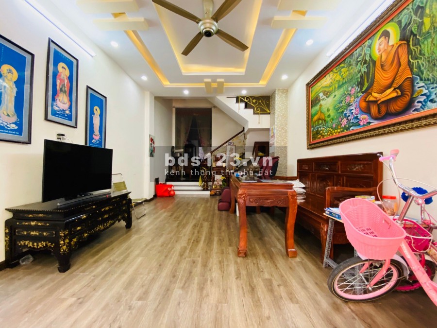Bán nhà Mới Thiết kế cực đẹp, DT 72m2 vuông vức, Hẻm Vip oto đỗ cửa quay đầu thoải mái