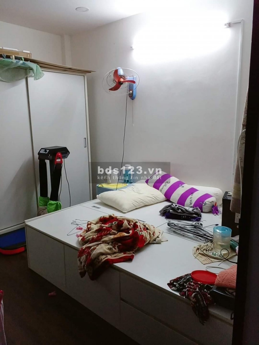 Nhà hiếm tiền nhỏ sát mặt tiền khu Bắc Hải giá 2.9 tỷ, 3 tầng vào ở ngay