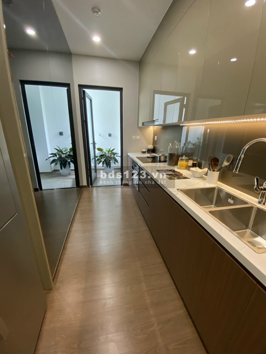 Nhượng lại căn hộ cao cấp 2PN đã có nội thất cao cấp CĐT giá gốc tại dự án